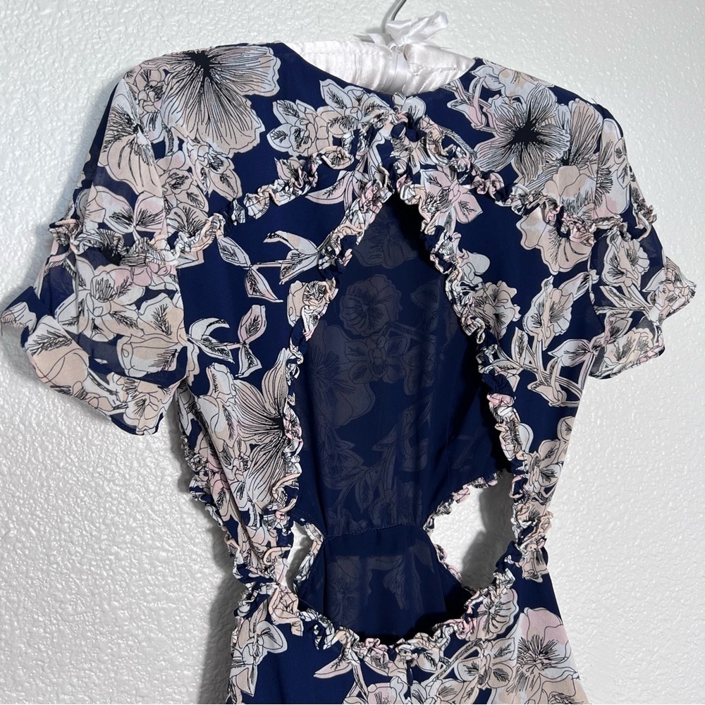 Floral Navy Dress with Open Back - Picture 13 of 13